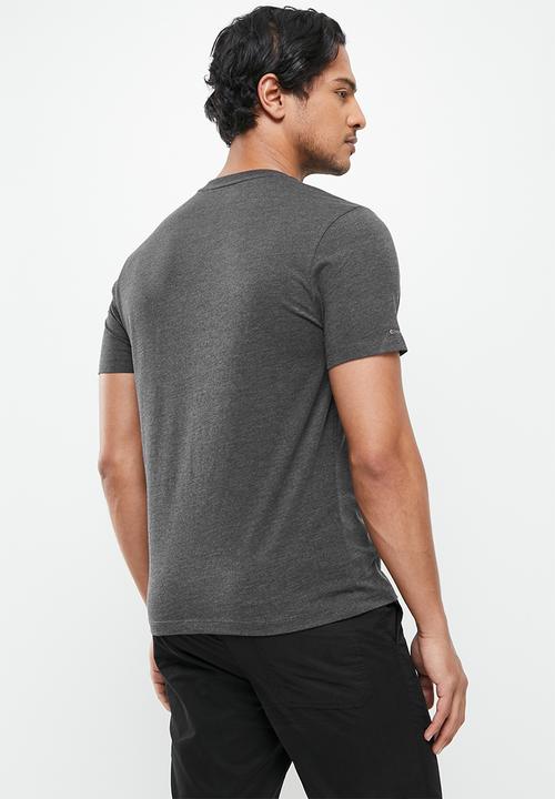 Giordano - Solid V-neck base tee - grey 