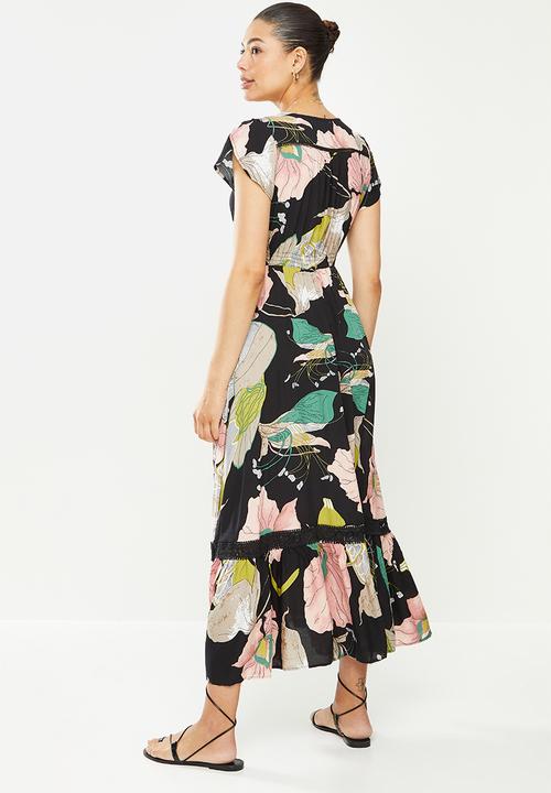 Revenge - Floral sleeveless maxi dress - black