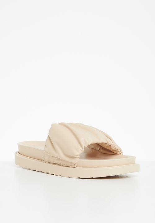 edit - Pam slide - neutral