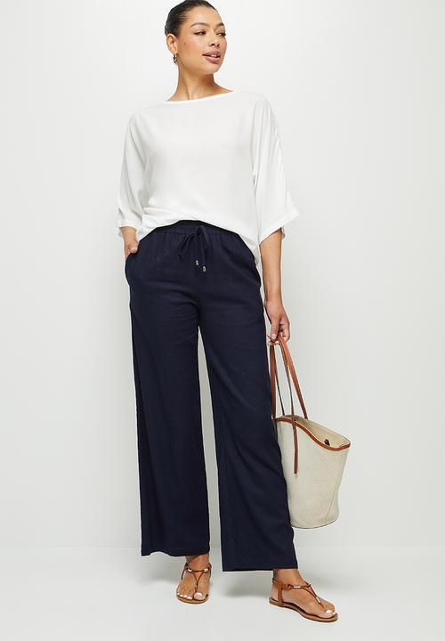 edit - Oversized boxy shell - milk
