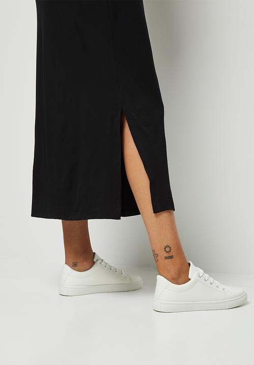 edit - Bamboo deep v-neck slit maxi dress - black
