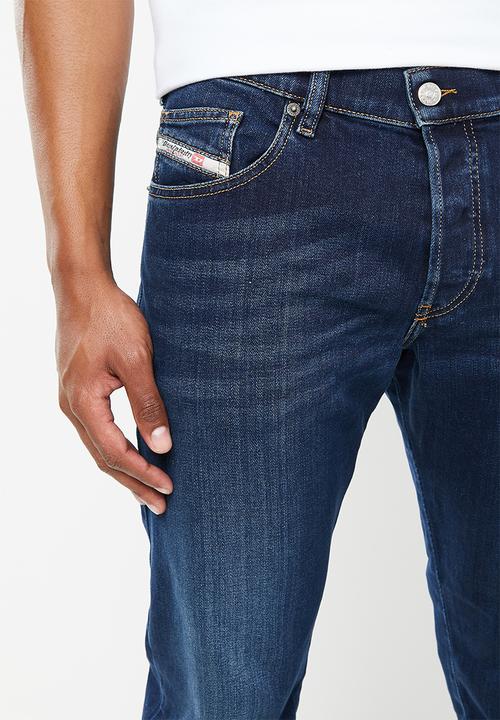 Diesel  - Yennox tapered longer length jeans - blue
