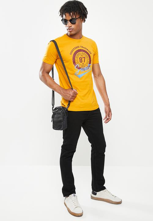 SOVIET - M trafford short sleeve logo tee  - yellow 