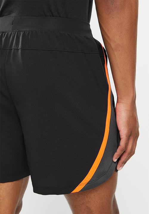 Under Armour - UA launch sw 5'' short - black
