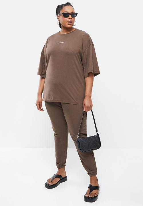 Missguided - Plus size missguided tee and jogger set - chocolate