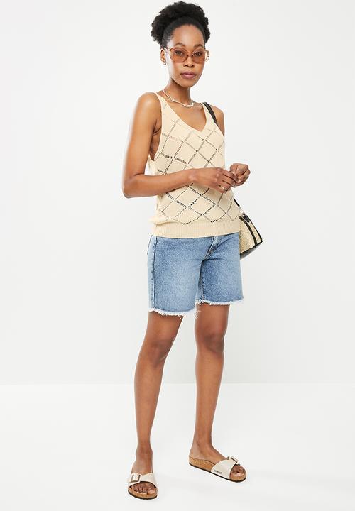 dailyfriday - Low v-neck cami - beige