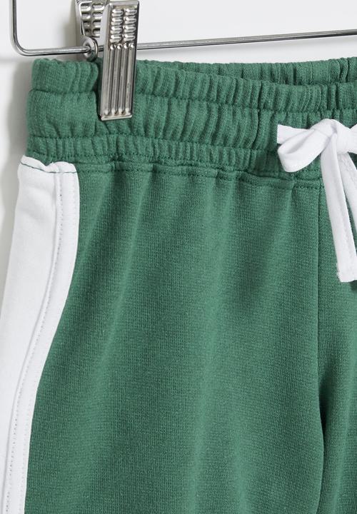 Rebel Republic - Unbrushed fleece short - mint