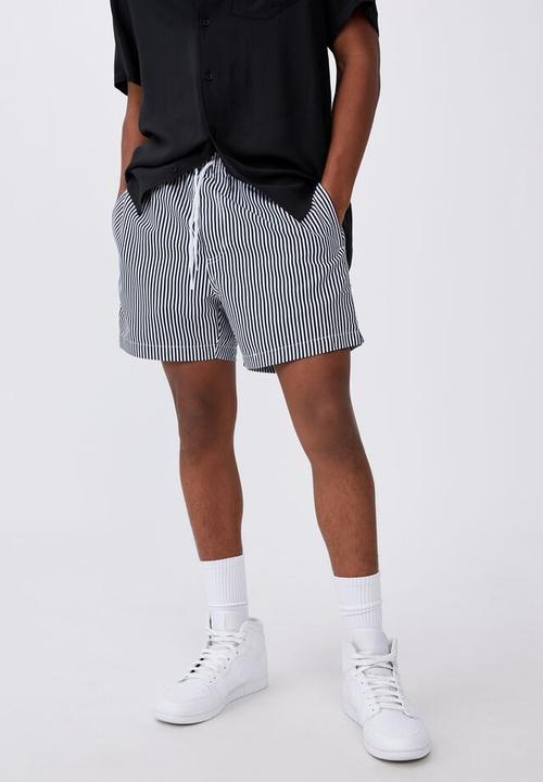 Factorie - Resort short - yacht club night