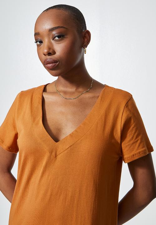 Superbalist - V-neck T-shirt dress - tobacco