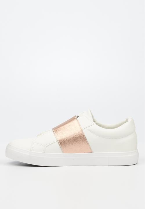 Miss Black - Baker14 sneaker - white