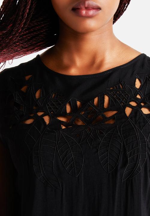 Vero Moda - Cutout Top