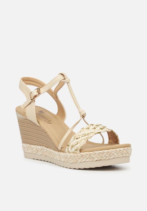 Butterfly Feet - Avery 1 wedge - beige