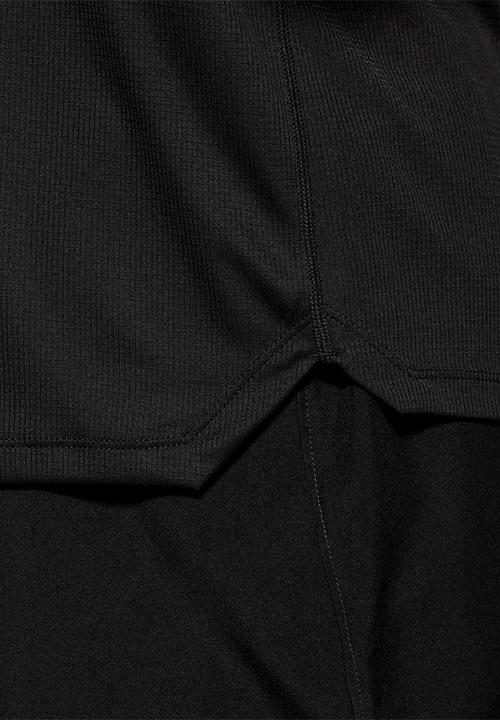 ASICS - Core short sleeve top - black