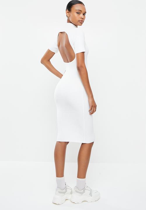 Missguided - Open back knitted midi dress - white