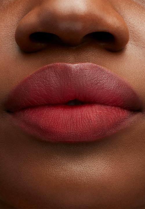 MAC - Ruby's Crew Powder Kiss Lipstick - Ruby New