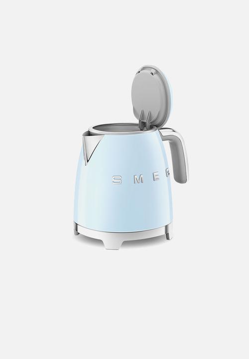 smeg - Retro mini kettle - pastel blue 800 ml