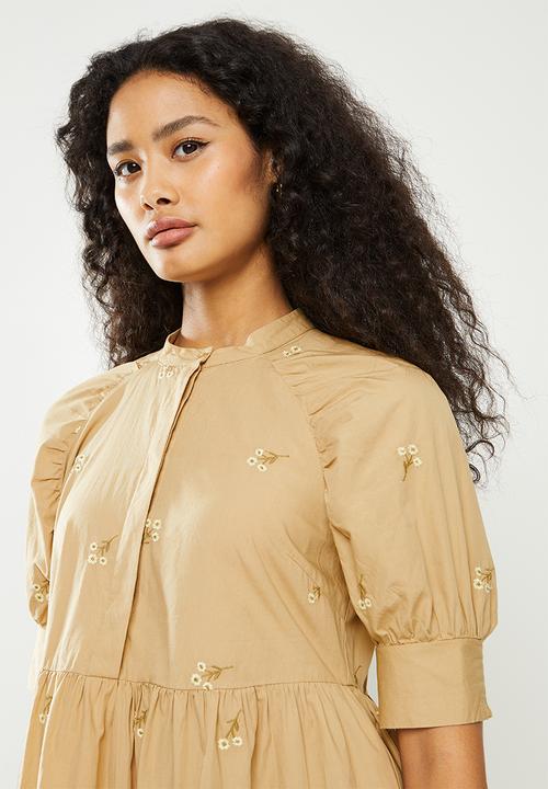 Vero Moda - Cora 2/4 short embroidered dress - travertine