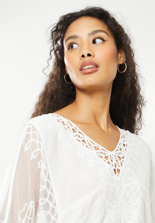Stella Morgan - 3/4 sleeve sheer lace blouse - off white