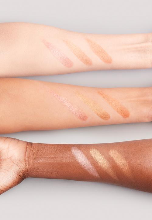MAC - Step Bright Up Extra Dimension Skinfinish Palette - Medium/Deep