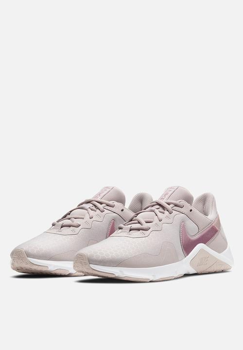 Nike - Legend essential 2 - platinum violet/desert berry-stone mauve