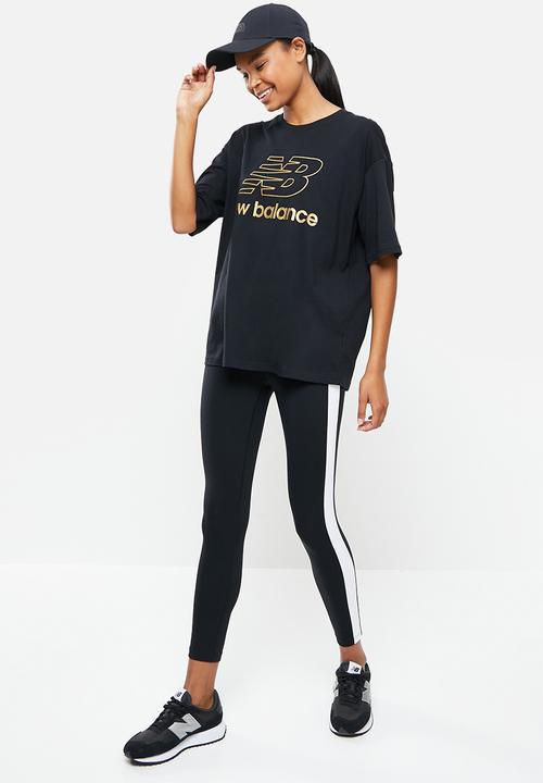 New Balance  - Nb athletics village stacked tee - black