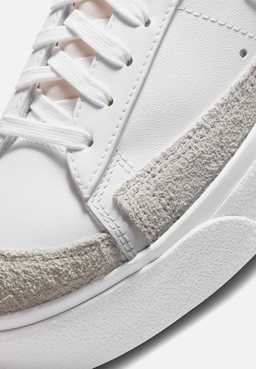 Nike - Blazer low platform - white/pink glaze-summit white-black