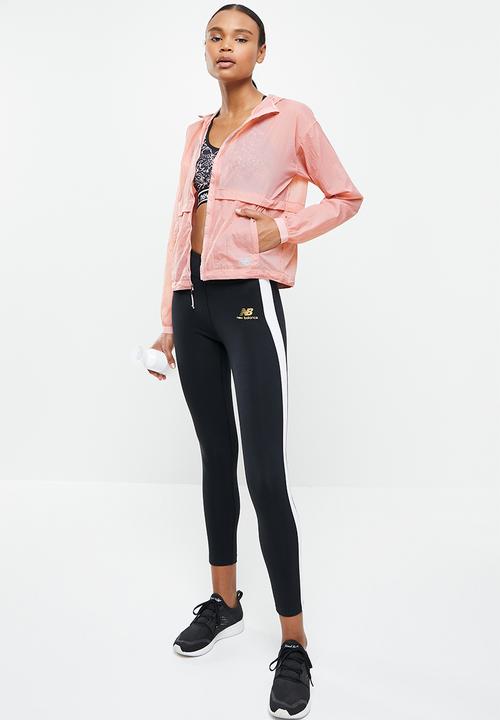 New Balance  - Impact run light packable jacket - pink