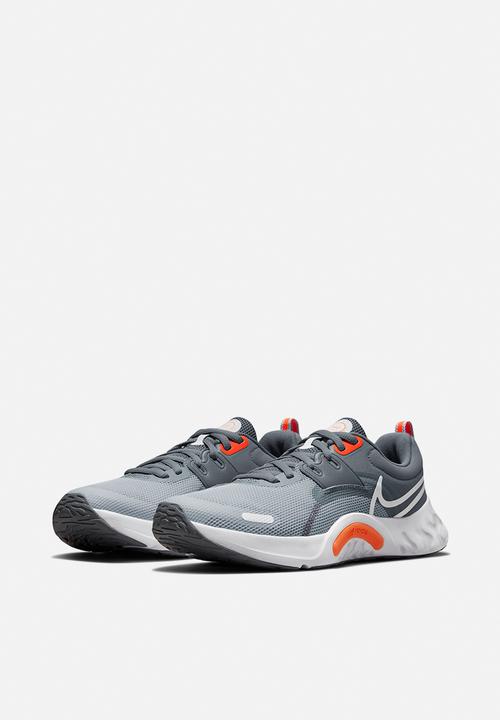 Nike - Renew Retaliation TR 3 - wolf grey/white-cool grey-total orange