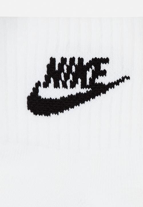 Nike - Nike everyday essential 3 pack socks - white/black