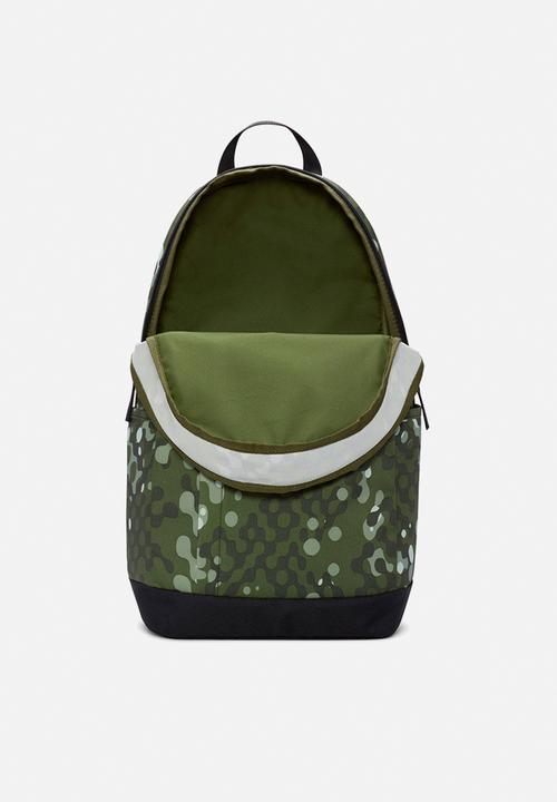 Nike - Nike elemental - green