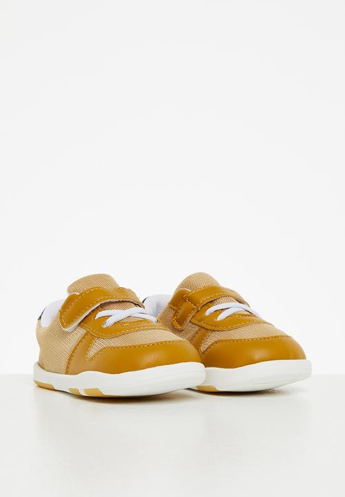 Pop Candy - Baby boys sneaker shoe - tan