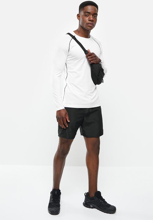 basicthread - Active contrast stitching top - white