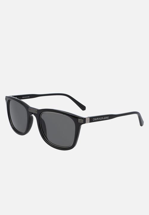 DNU Calvin Klein Jeans Sun - Calvin Klein jeans wayfarer style sunglasses - black