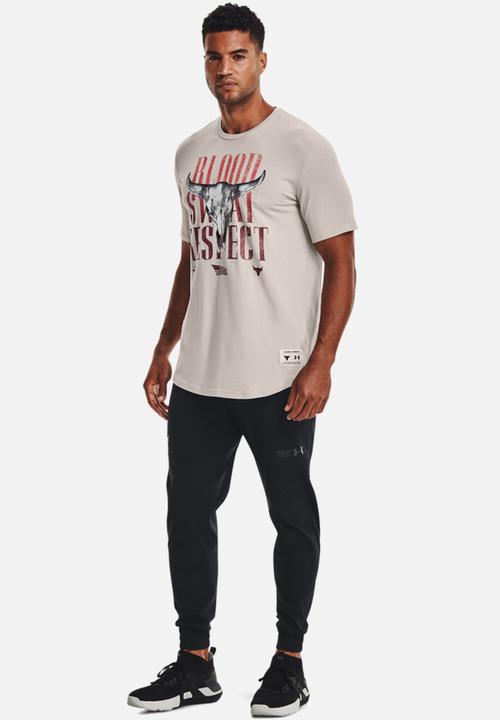 Under Armour - UA PROJECT ROCK OUTLAW BSR SS Tee - white