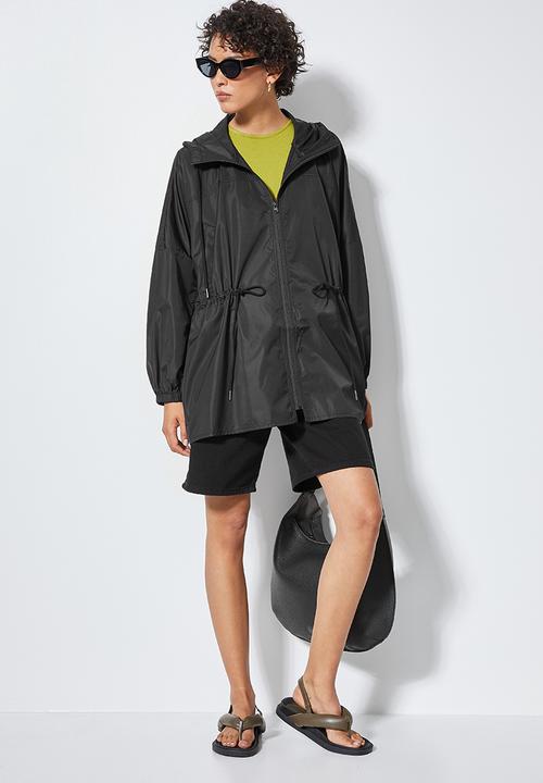 Superbalist - Water resistant zip up jacket - black