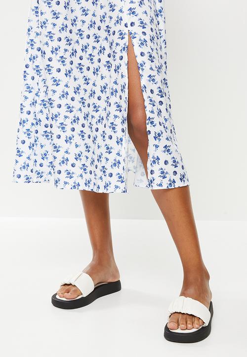 dailyfriday - Square neck maxi dress - white & blue 