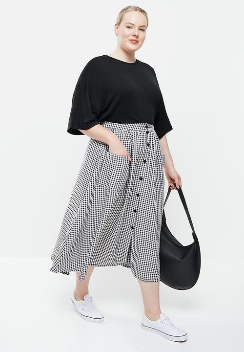 Me&B - Plus oversized viscose fleece tee - black