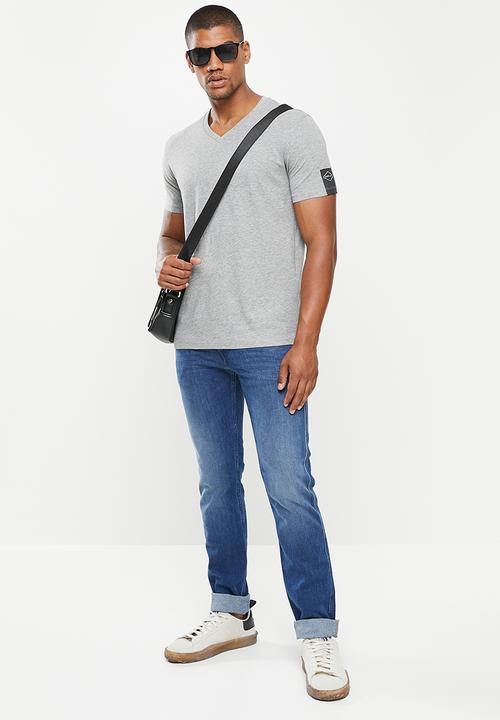 Replay - Left arm patch v neck tee - grey
