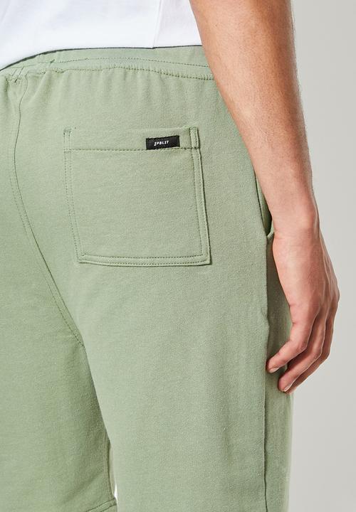 Superbalist - Sunday sweatshorts - green