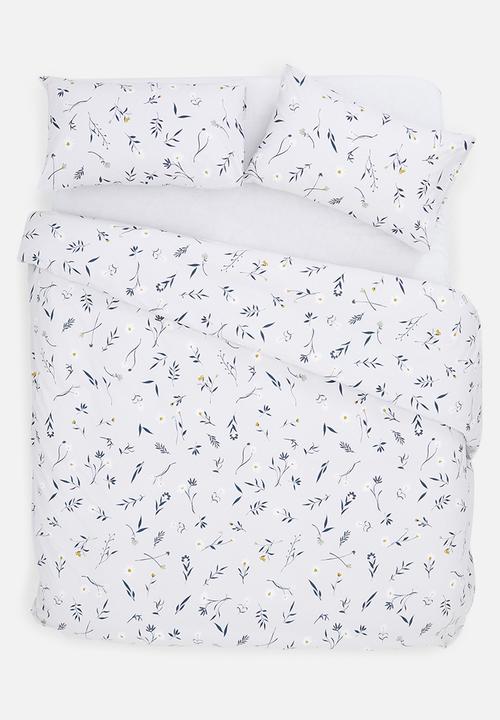 Sixth Floor - Delicate floral cotton printed duvet set – multi