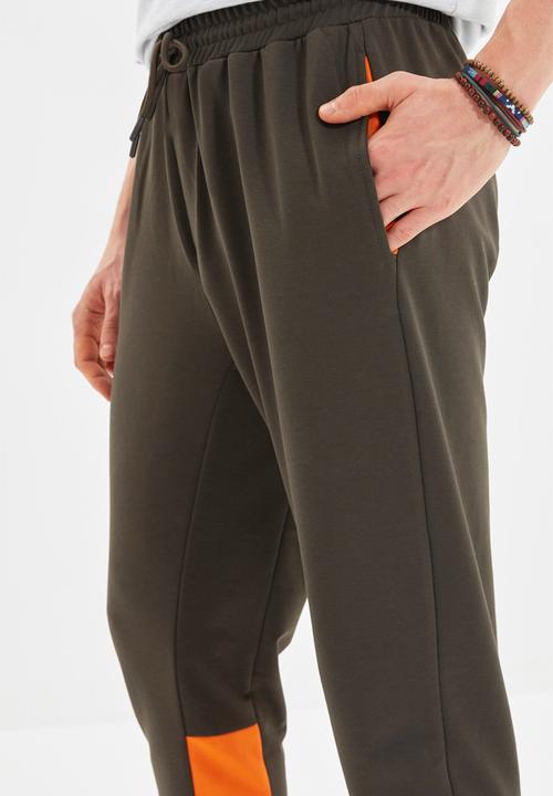 Trendyol - Contrast colour jogger - khaki