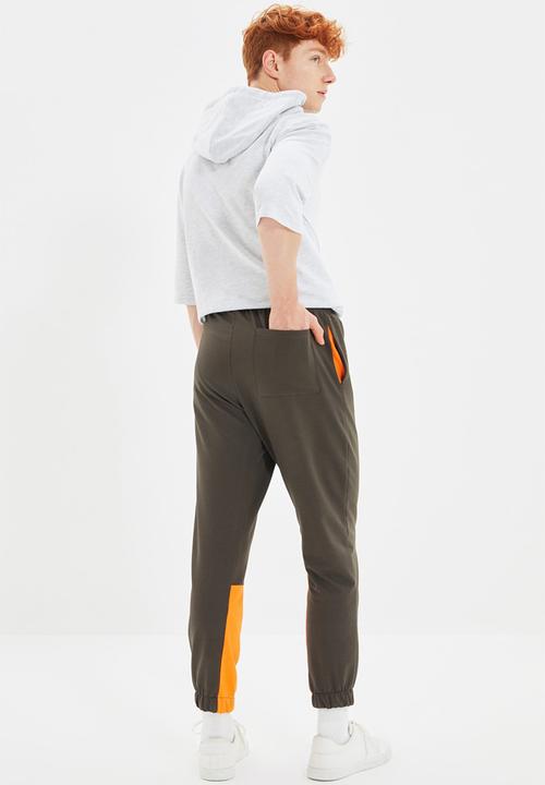 Trendyol - Contrast colour jogger - khaki
