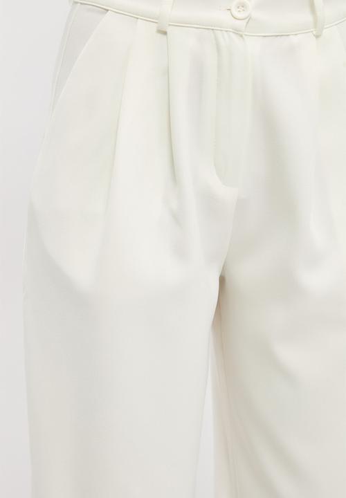Trendyol - Easy fit trousers - white