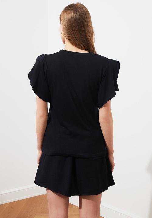 Trendyol - Ruffle basic knitted t-shirt - black