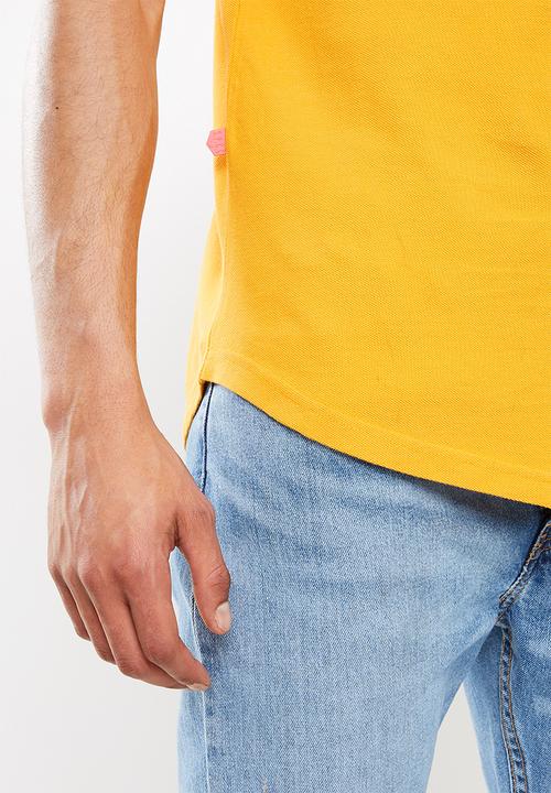 S.P.C.C - Palermo regular fit scooped hem tee - yellow