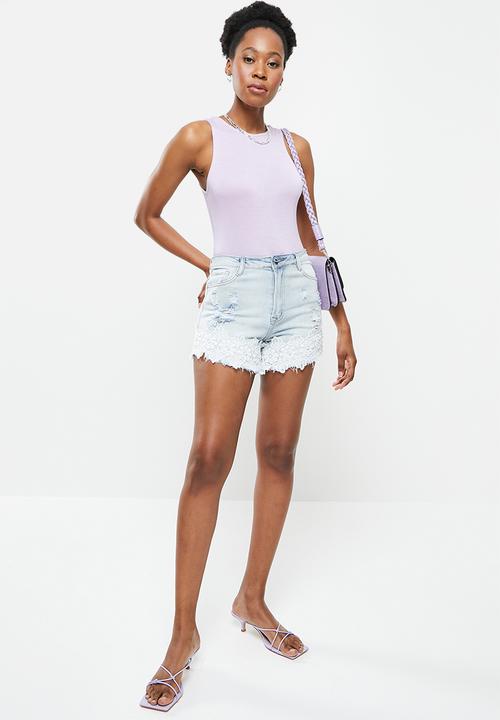 SISSY BOY - Ryder shorts with crochet hem - light vintage