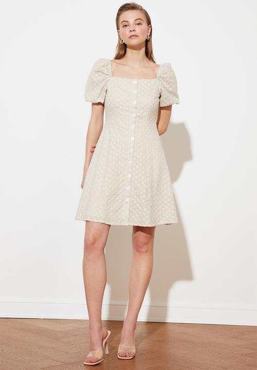 Trendyol - Buttoned brode dress - ecru