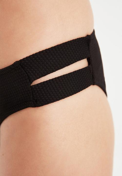 Trendyol - Low waist textured bikini bottom - black