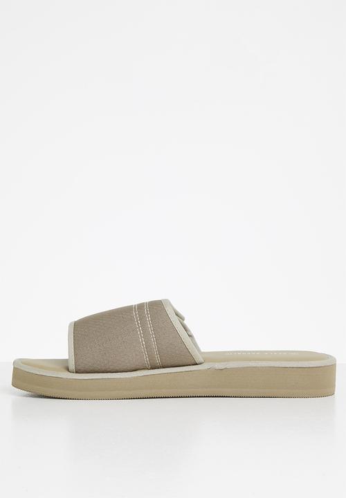 STYLE REPUBLIC - Ben slide - khaki