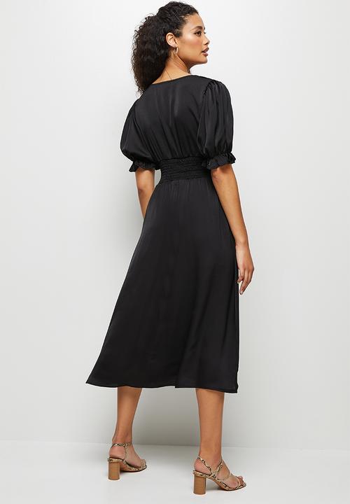 edit - V-neck femme butto down midi - black